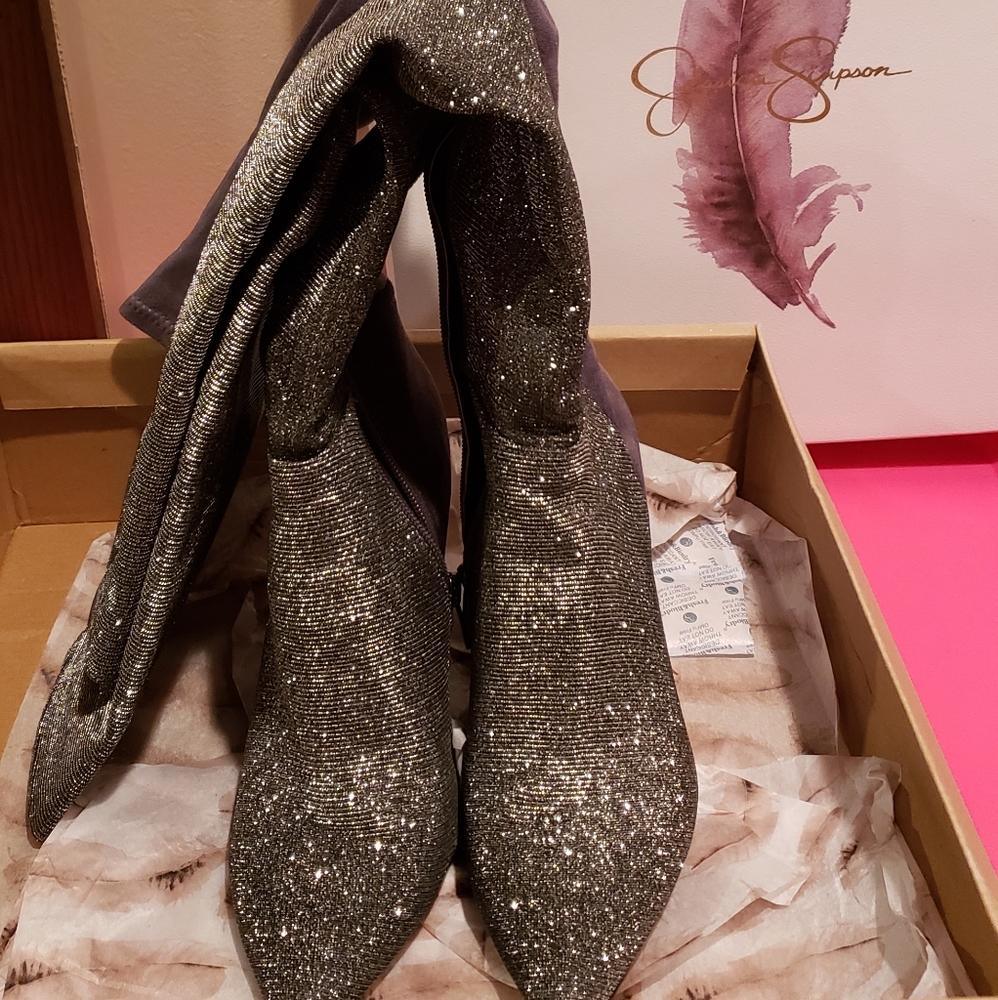 Jessica Simpson Silver Sparkly Boots 👢.